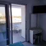Christopher's Sandy Aparthotel