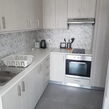 Christopher's Sandy Apartmanhotel