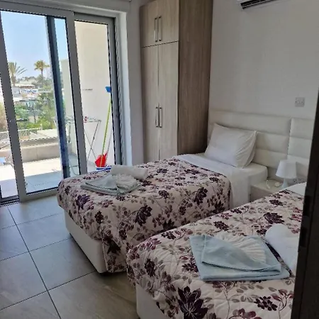 Aparthotel Christopher's Sandy Ayia Napa