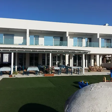 Lägenhetshotell Christopher's Sandy Ayia Napa