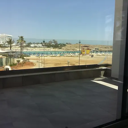 Lägenhetshotell Christopher's Sandy Ayia Napa