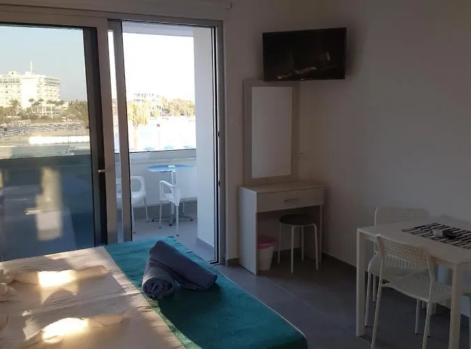 Lägenhetshotell Christopher's Sandy