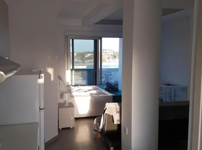 Lägenhetshotell Christopher's Sandy Ayia Napa