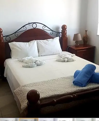 Christopher's Sandy Lägenhetshotell