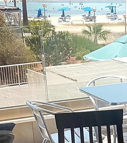 Christopher's Sandy Lägenhetshotell