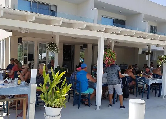 Lägenhetshotell Christopher's Sandy Ayia Napa