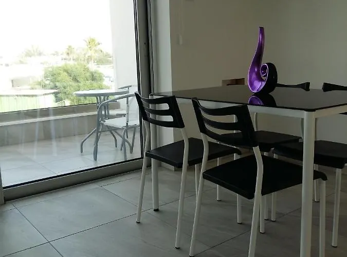 Lägenhetshotell Christopher's Sandy 3*