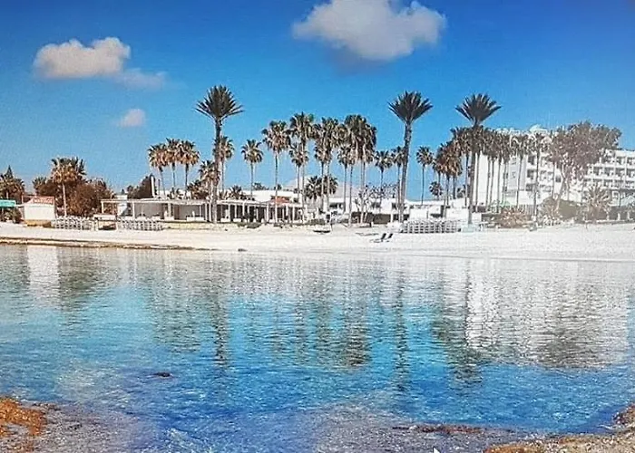 Christopher's Sandy 3* Ayia Napa