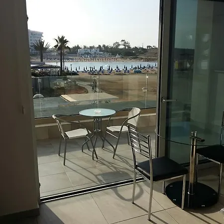 Aparthotel Christopher's Sandy