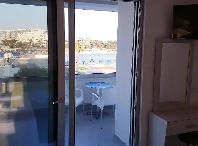 Aparthotel Christopher's Sandy