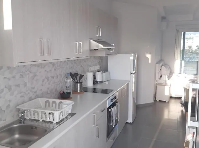 Aparthotel Christopher's Sandy 3*