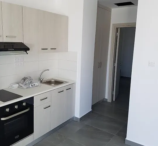 Aparthotel Christopher's Sandy 3*